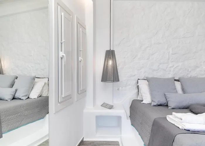 El_puerto Luxury Port * Naxos City